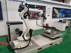 工业机器人再获突破 中船重工研制出3D缝纫机器人